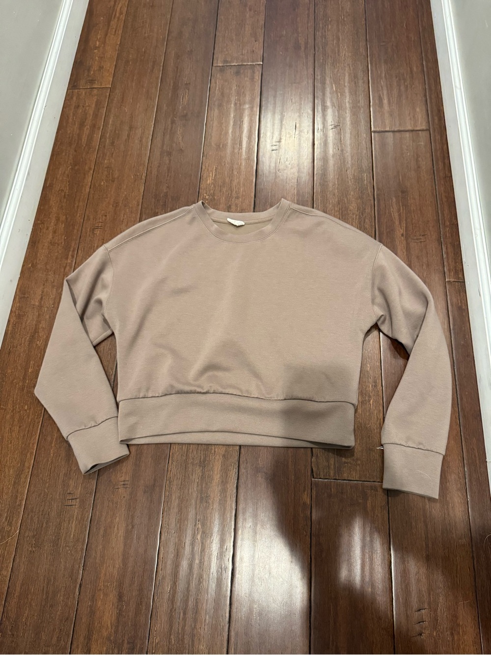 Kyodan Neutral Crop Crewneck Sweatshirt in Taupe